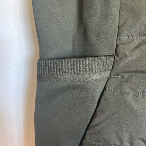 🍓SOLD NWT Authentic Lululemon down for it all - Picture 5 of 6